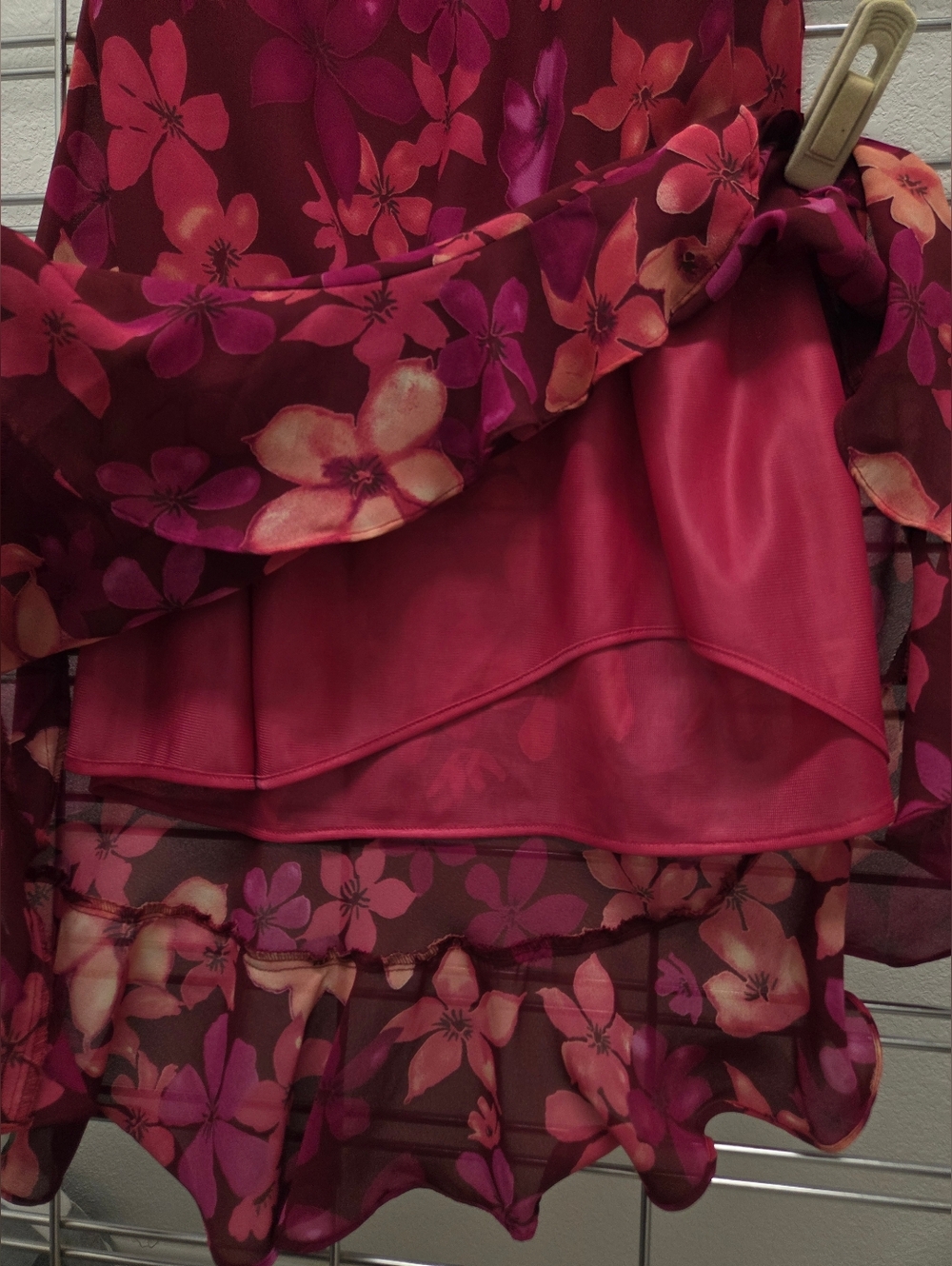 Ronni Nicole Floral Dress in Berry and Pink - Picture 3 of 8